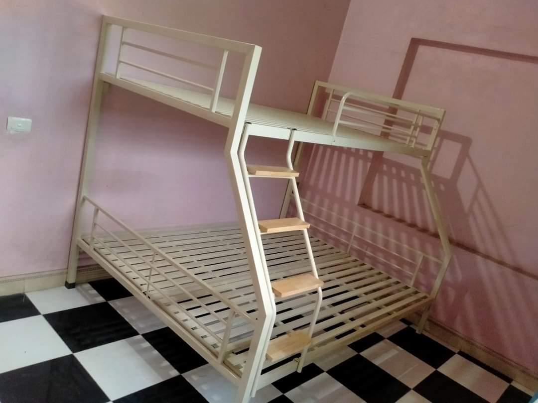 Giường sắt tầng hộp 40 1m6/1m2 - GT 56